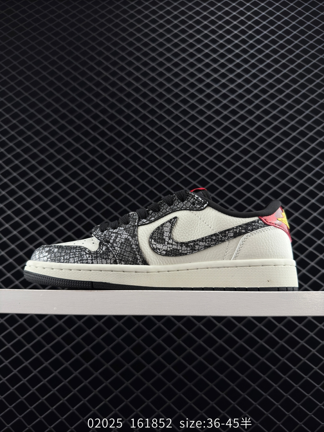 Travis Scott x Nike Air Jordan 1 Low x The North Face Air Jordan 1 Low